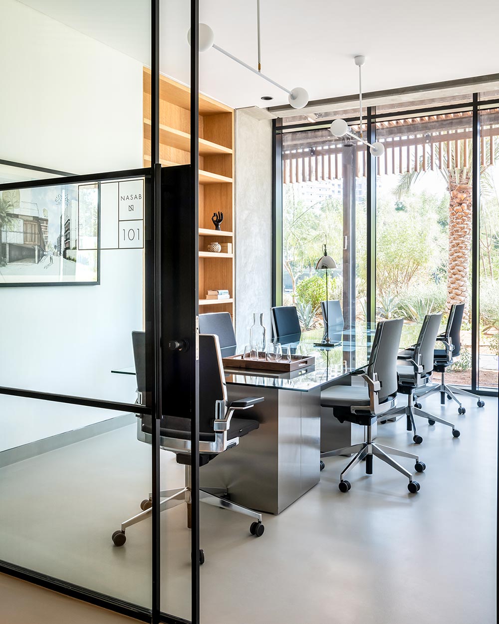 What is the difference between coworking and shared offices in Dubai